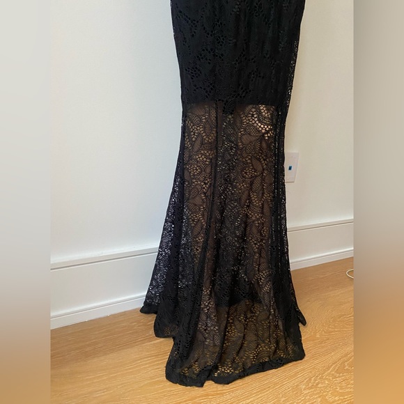 Black Mermaid Maxi Dress - Picture 4 of 8